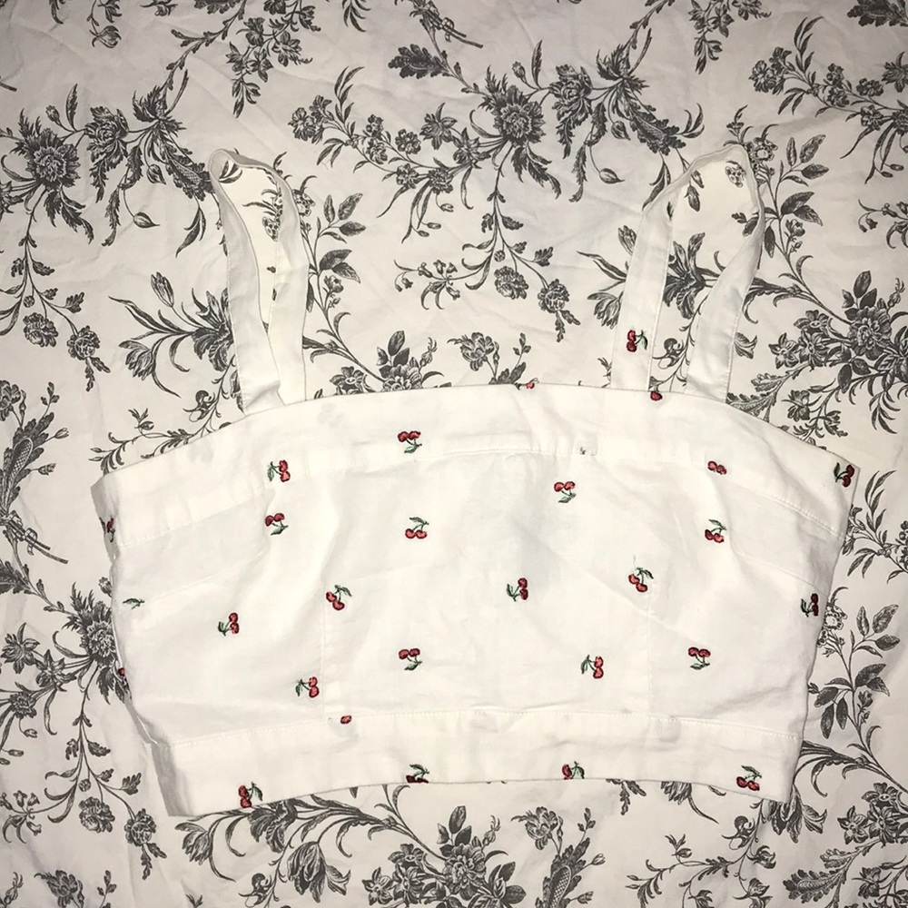 FOREVER21 crop top